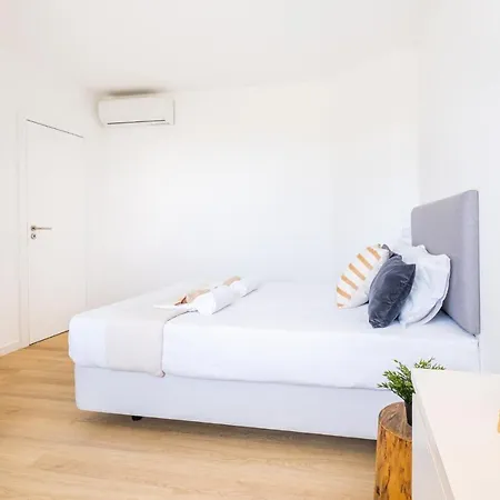 Corfu Apartment *